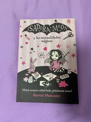 Libros de Isadora Moon, leer la descripcion