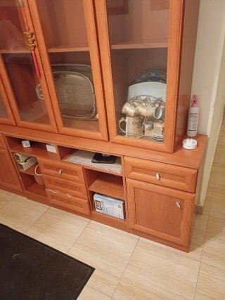 Vitrina de salón madera