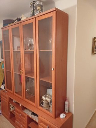 Vitrina de salón madera