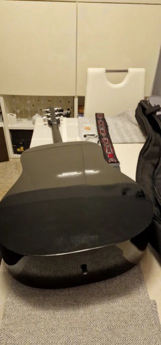 Guitarra Fender Negra con Funda