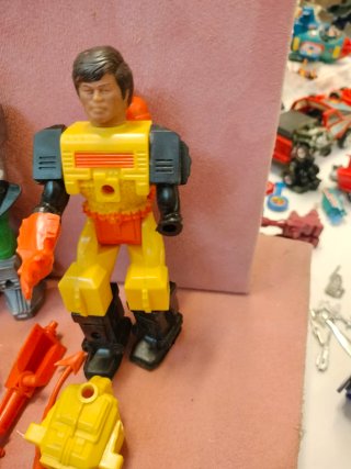 Personaggi robot anni 90