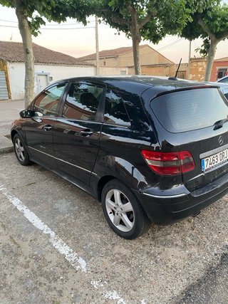 Mercedes-Benz Clase B180 cdi