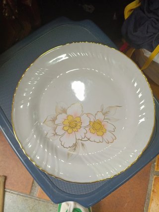 Vajilla Italiana Porcelana Flores Doradas