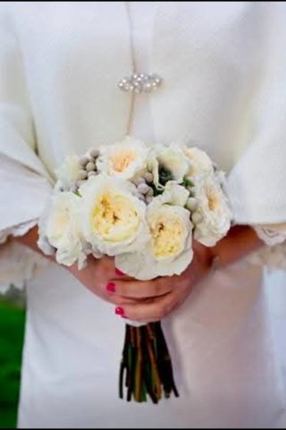 Vestido de novia corto blanco