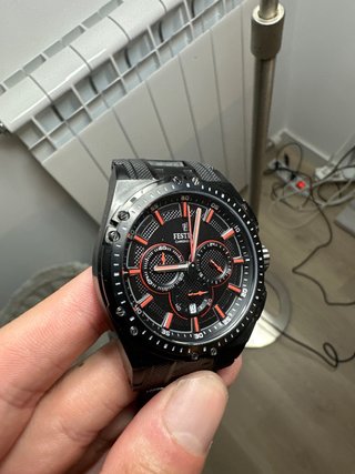 Reloj Festina Cronógrafo Negro y Rojo