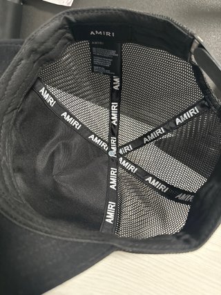 Gorra Amiri Negra con Estrellas Blancas