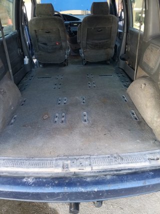 Peugeot 806 2001