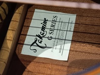 Takamine Guitarra Amplificada Sunburst