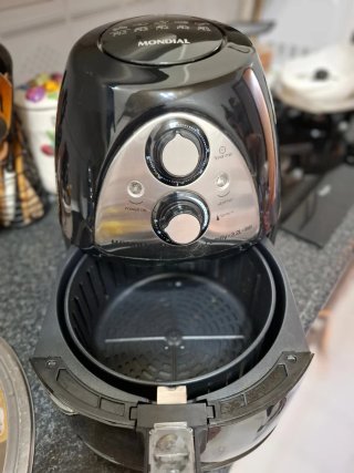 Freidora de aire Mondial 3,2 L