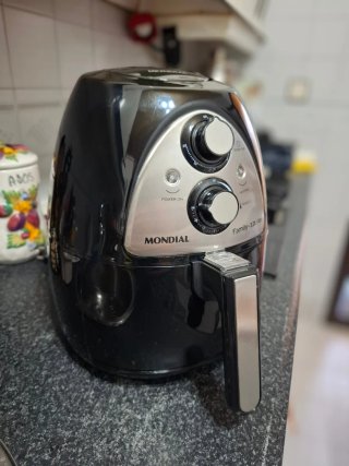 Freidora de aire Mondial 3,2 L