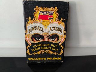 Lote Michael Jackson: Cassettes, Revista y Librito