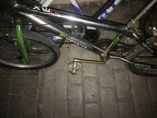 Bicicleta BMX Monster
