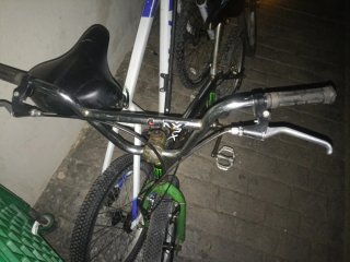 Bicicleta BMX Monster