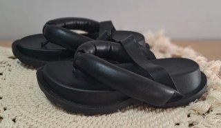 Sandalias negras acolchadas plataforma talla 38