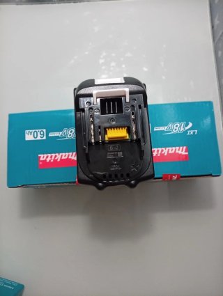 2 Baterías Makita 18V 6.0Ah Litio