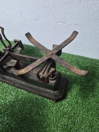 Balanza antigua de platos 5 kilos