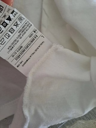T-shirt Benetton 8-9 anni