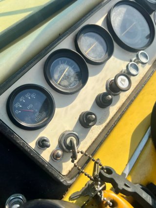 Barca Glastron SSV 177