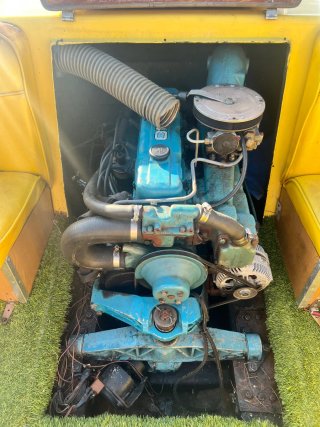 Barca Glastron SSV 177