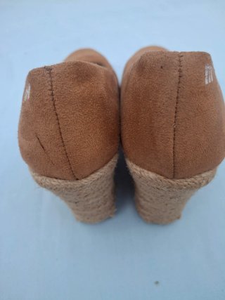 Zapatos de cuña Mustang talla 38