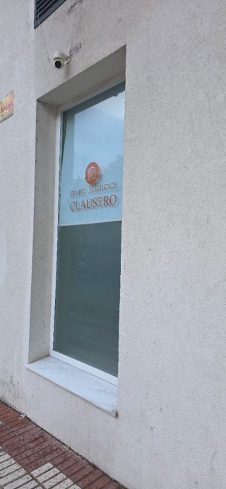 Escaparate aluminio blanco cristal blindado