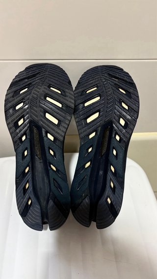 Zapatillas Adidas byd Running Negras y Azules