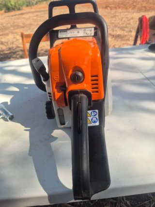 Motosierra Stihl MS 180 en perfecto estado.