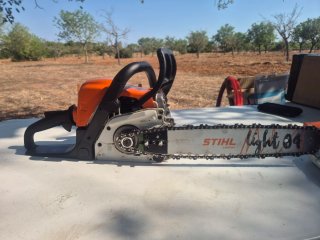 Motosierra Stihl MS 180 en perfecto estado.
