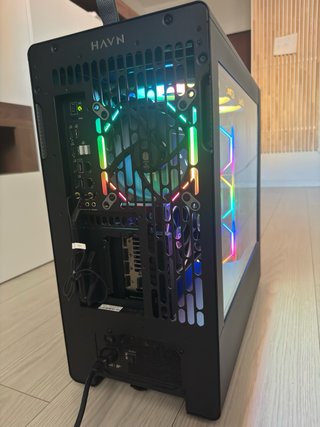 PC - ASUS ROG RTX 5090 X870E AMD 9950X3D RAM 64GB
