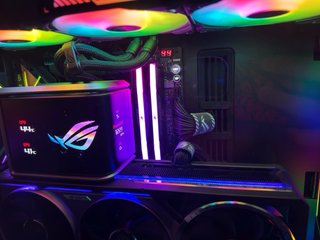 PC - ASUS ROG RTX 5090 X870E AMD 9950X3D RAM 64GB