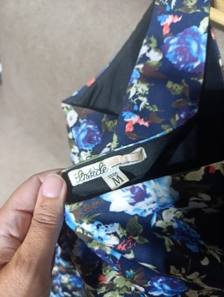 Vestido floral azul talla M