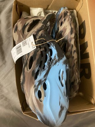 Yeezy Foam RNR MX Cinder Nuevas + Factura