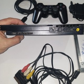 PS2 Slim Negra + Mando + Final Fantasy X