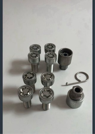 TORNILLOS ANTIRROBO VW GOLF AUDI SEAT VW T4T5 T6.1