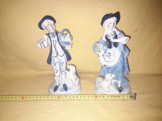 Pareja figuras porcelana azul y blanco