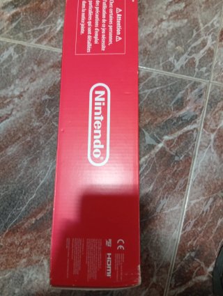 Caja consola Nintendo Switch
