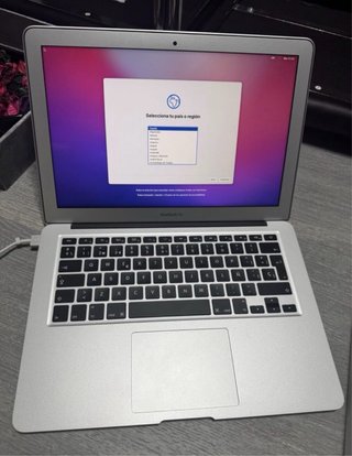 MacBook Air 13 8GB/256GB Argento A1466