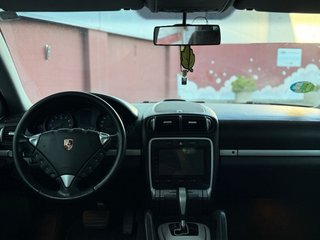 Porsche Cayenne GLP