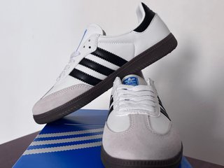 Adidas Samba Blancas y Negras