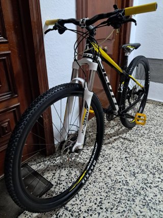 SCOTT 950 TALLA S 29" muy ligera y como nueva