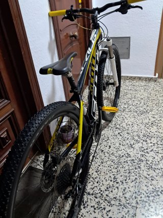 SCOTT 950 TALLA S 29" muy ligera y como nueva