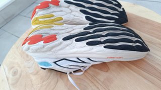 Sneakers New Balance 1080 v12 Taglia 44