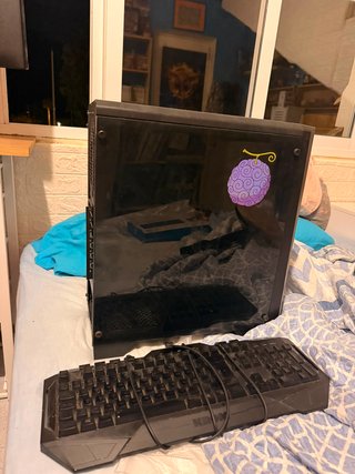 Pack Caja PC Aerocool Cylon ATX + Teclado