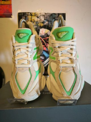 New Balance 9060 Beige/Verde