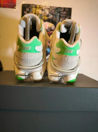 New Balance 9060 Beige/Verde