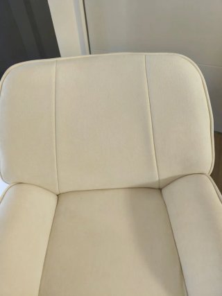 Butaca moderna blanca