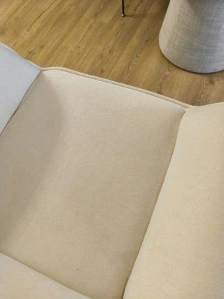 Butaca moderna blanca