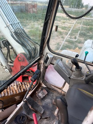 Excavadora TAKEUCHI TB175