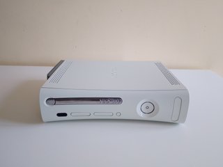 Xbox 360 Blanca con Mandos y Juegos