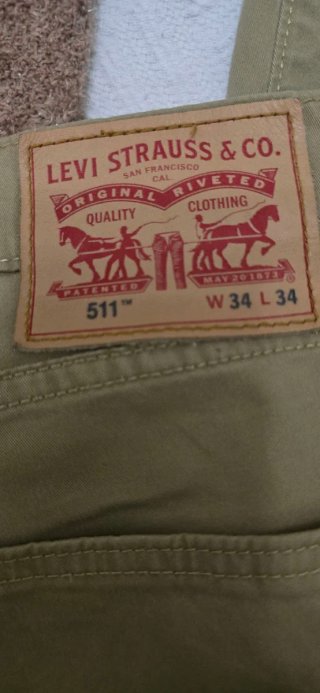 Pantalones Levis w34 marrones claros